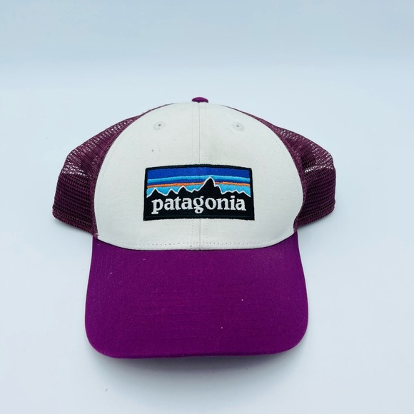 Patagonia Other - PATAGONIA P-6 Logo LoPro Trucker Hat Rare Purple